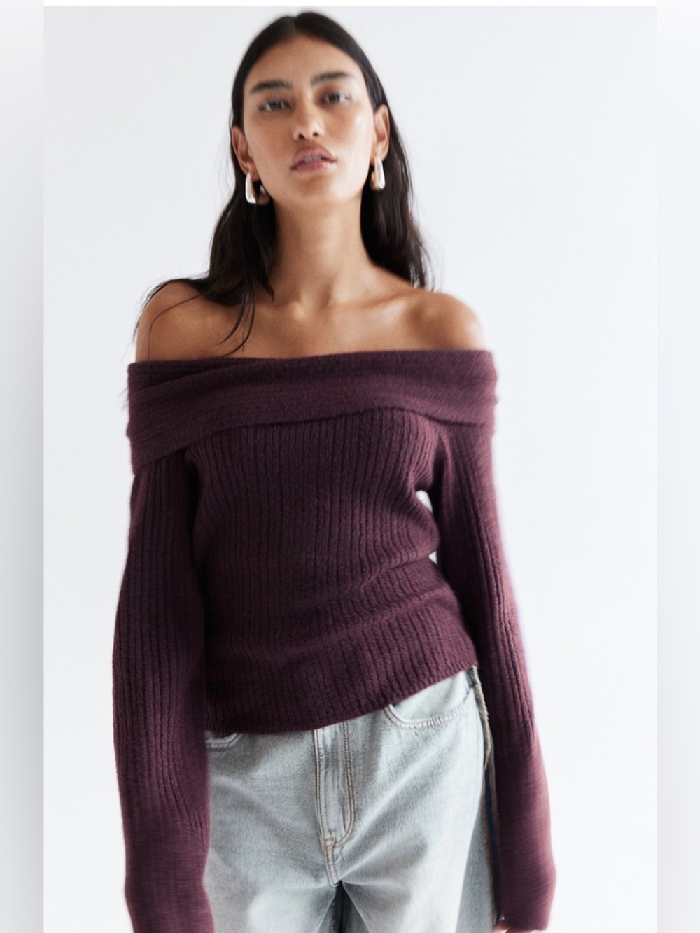Off-Shoulder Ribbed Sweater in Deep Plum
